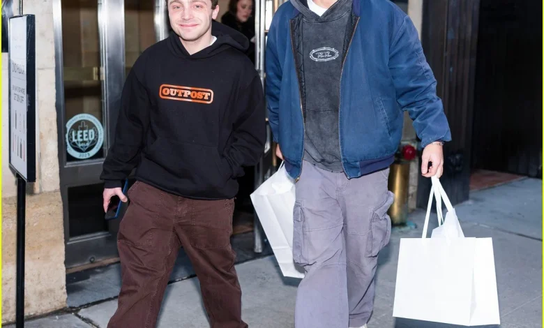 Rob Rausch Buys Birkin for Maura Higgins After 'The Traitors' Reunion Promise: Photo 5291028 | Photos | Just Jared: Celebrity News and Gossip