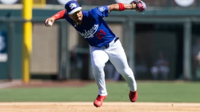 Roberts: “Hard To Imagine” Espinal Not Making Dodgers’ Roster