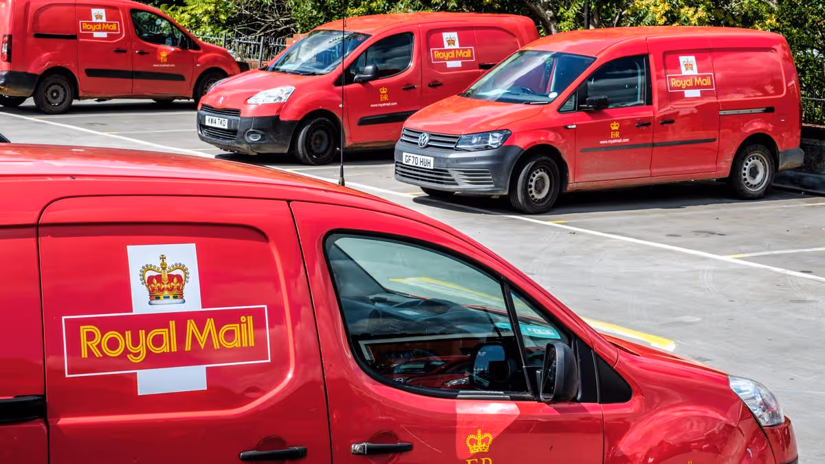 Royal Mail urges households to display 15-word sign in windows and doors