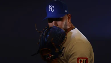 Royals lose in walk-off fashion, 6-2