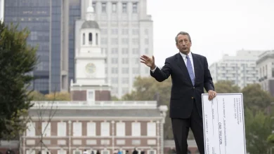 SC’s Mark Sanford returns to politics, will run for Congress