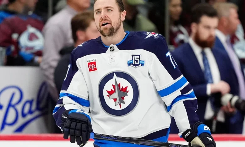 Sabres acquire Tanner Pearson from Jets for draft pick