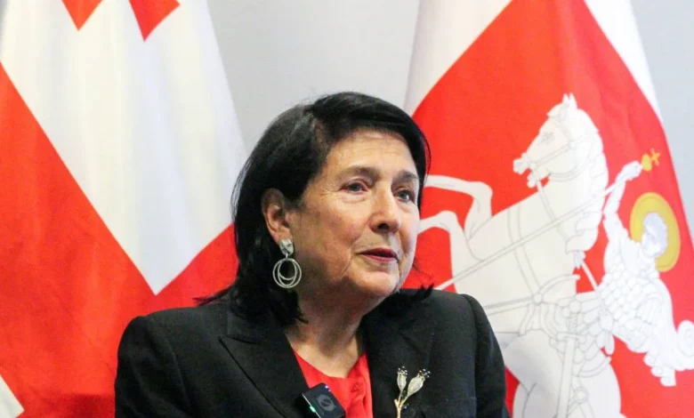 Salomé Zourabichvili : « Vladimir Poutine est affaibli par la guerre au Moyen-Orient »