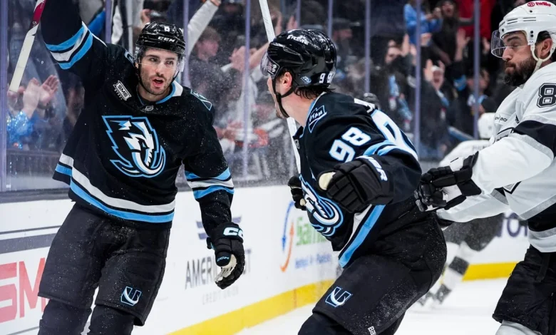 Schmaltz's 2nd goal lifts Mammoth past Kings in OT