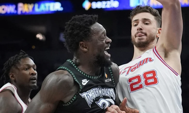 Scott Foster's Crew Missed 6 Calls In Final 2 Minutes of Wolves-Rockets Thriller