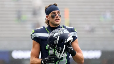 Seahawks match Jaguars' offer sheet for RFA Jake Bobo