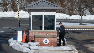 Senate Vote Keeps DHS Shut