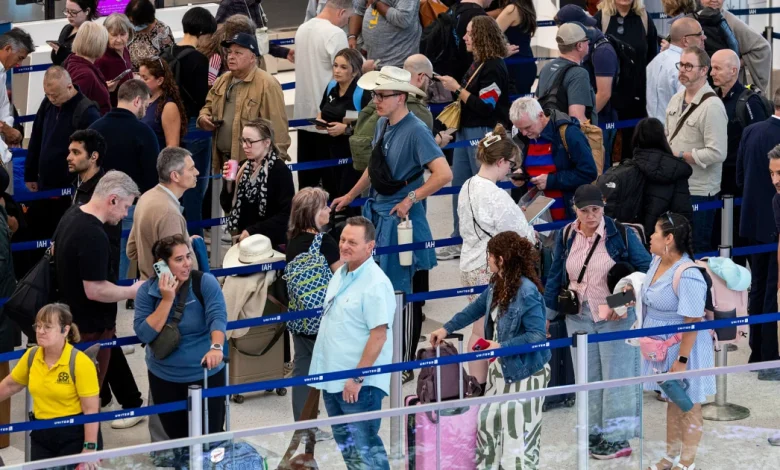 Senate agrees to fund DHS, except ICE and Border Patrol, in bid to end 40-day shutdown