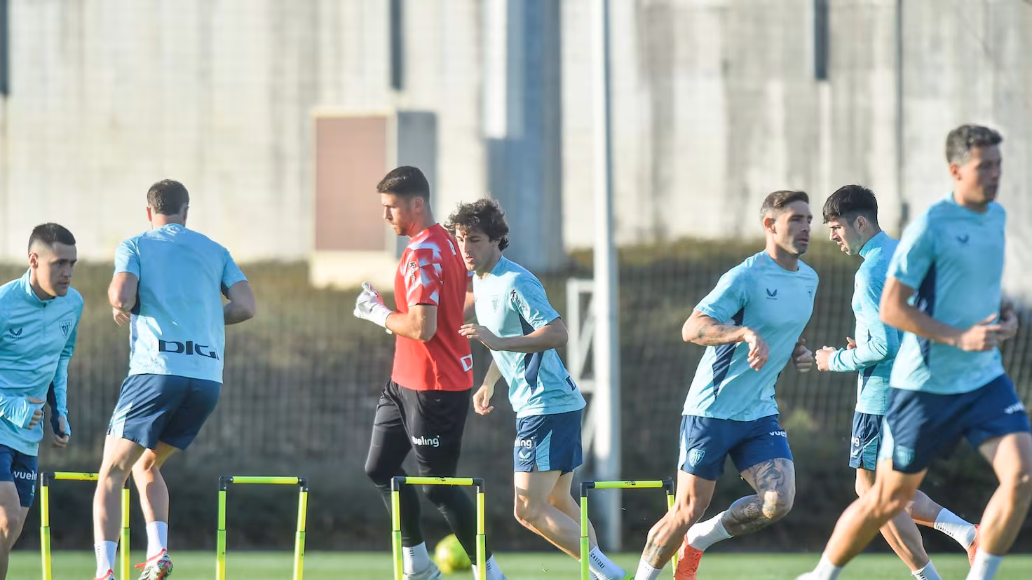 Sesión en Lezama sin Laporte y Paredes