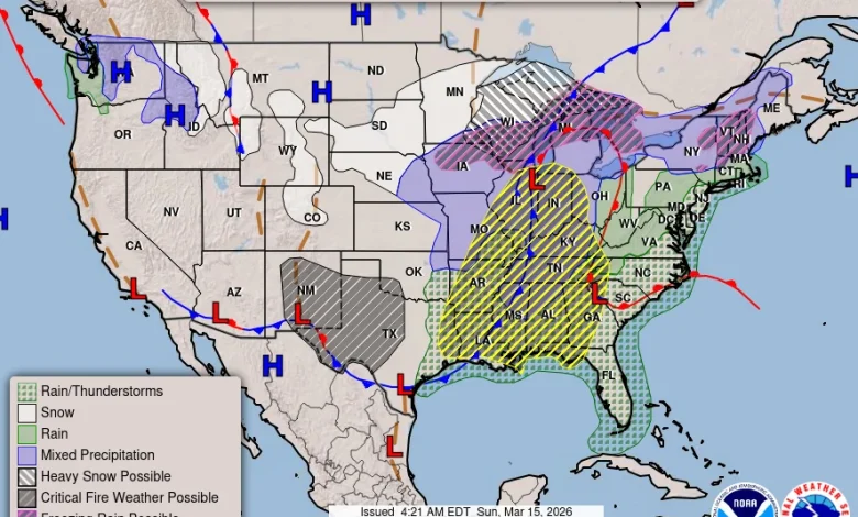 Severe weather batter parts of U.S., with threat of thunderstorms and tornadoes starting later Sunday