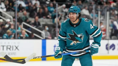 Sharks sign forward Kiefer Sherwood to a five-year contract extension