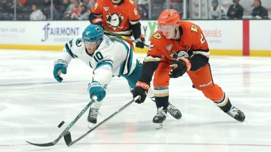 Sharks sign forward Ty Dellandrea to 2-year extension