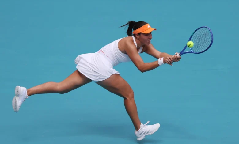 Sinner and Pegula advance to third round at Miami Open