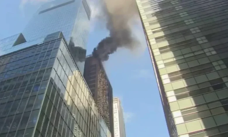 Smoke plumes erupt near St. Patrick’s Day Parade route in Midtown | LIVE