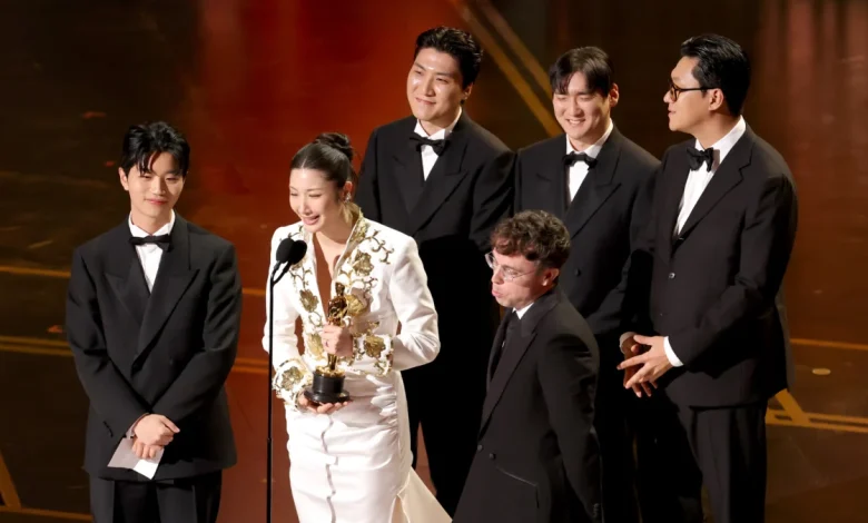 Social media furious after 'Kpop Demon Hunters' gets played off during 'Golden' Oscars win