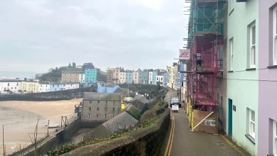 Solutions sought for Tenby's Crackwell Street closure