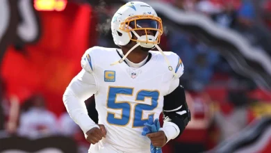 Source: Khalil Mack to play in 2026 after mulling retirement