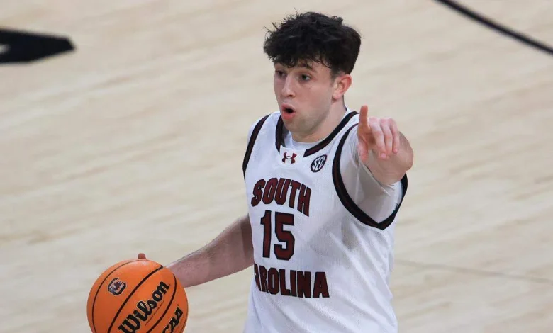South Carolina freshman, social media star Eli Ellis to enter transfer portal
