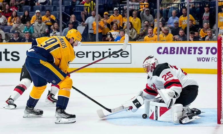 Stamkos goes five-hole