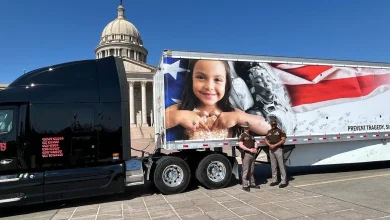 'Stand with Dalilah' truck makes stop in Oklahoma on its way to Washington, D.C.