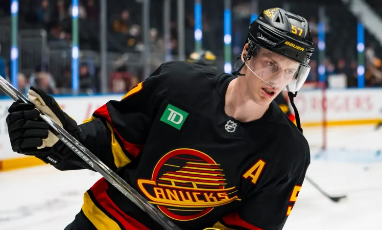 Stars acquire Tyler Myers from Canucks for draft picks