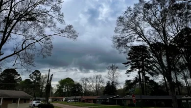Storms leave thousands without power in MS, possible snow ahead