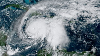 'Super El Niño' brewing as La Niña fades ahead of peak hurricane season