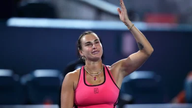 Surging Sabalenka to meet rebounding Zheng in Miami Round of 16