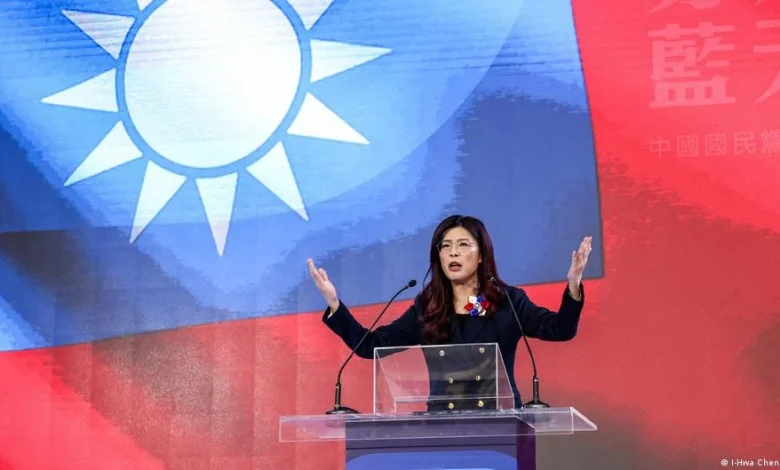 Taiwan opposition leader accepts Xi's invite to visit China