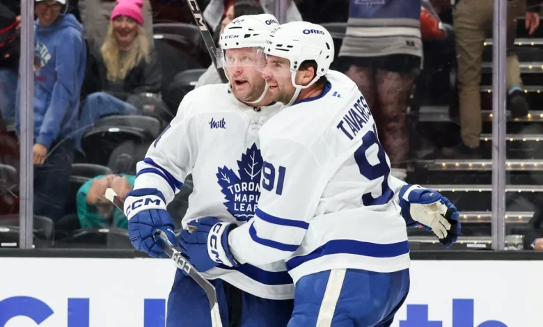 Tavares scores with 5 seconds left in OT, Maple Leafs recover to edge Ducks