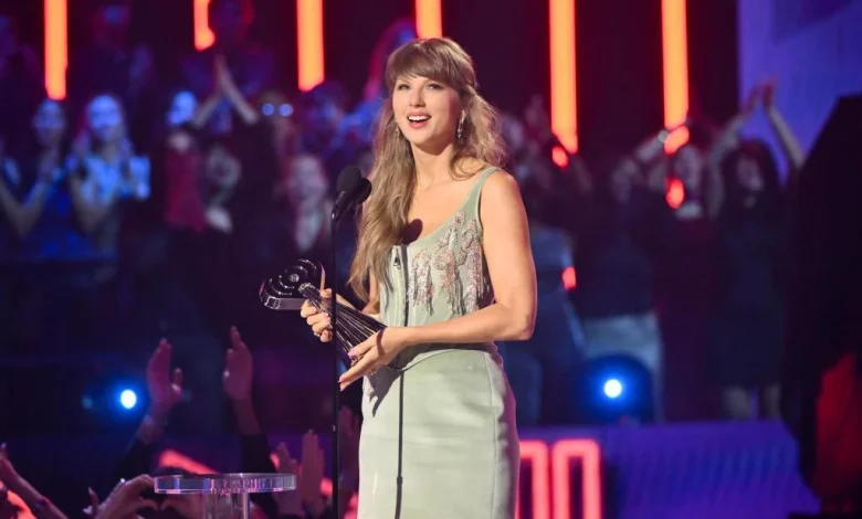 Taylor Swift Takes Home 2026 iHeartRadio Music Award for Artist of the Year