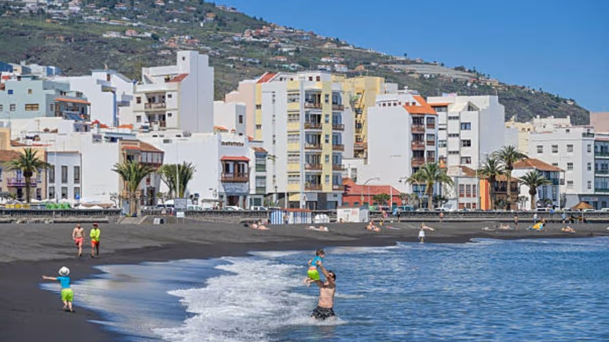 Tenerife, La Palma, Portugal warning with UK tourists facing 'highest risk'