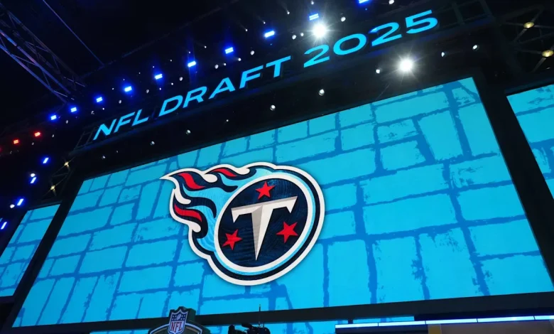 Tennessee Titans new uniforms unveiled