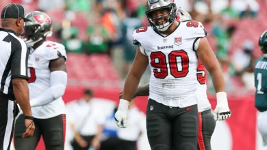 Texans To Sign DE Logan Hall