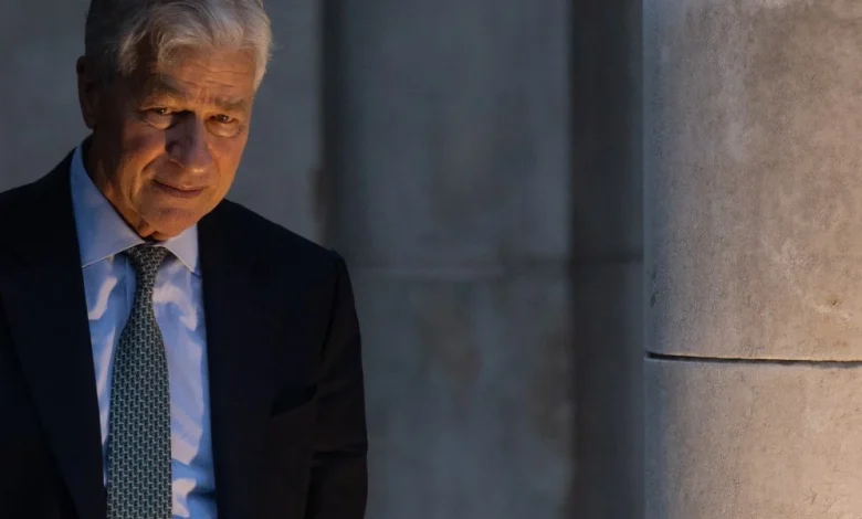 The $265 billion private credit meltdown: How Wall Street's hottest craze turned into a panic