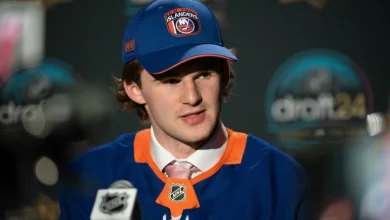 The Islanders should give Cole Eiserman time to develop