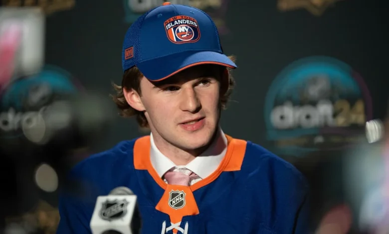 The Islanders should give Cole Eiserman time to develop