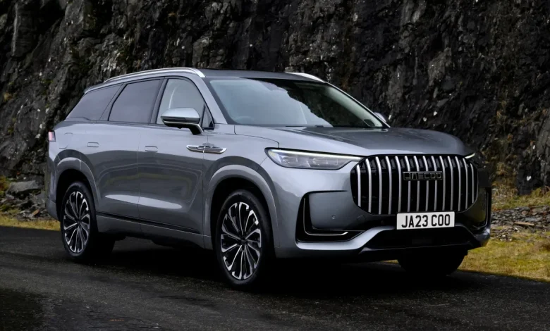 The Jaecoo 8 PHEV is here and it’s got the Hyundai Santa Fe beaten on price and EV range