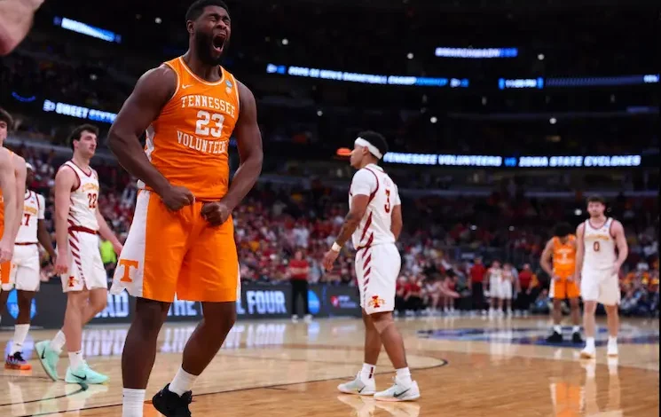 The Offensive Adjustment That Propelled Tennessee Basketball Back To Elite Eight
