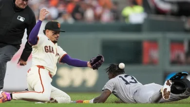 The Tony Vitello era opens with a dud in the Giants’ Netflix nightmare