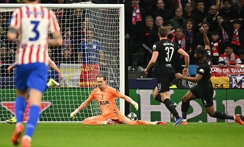 📸 The comedy goal of the night in the Champions League 🥶