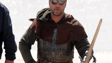 The day hundreds of people joined Russell Crowe on a Pembrokeshire beach