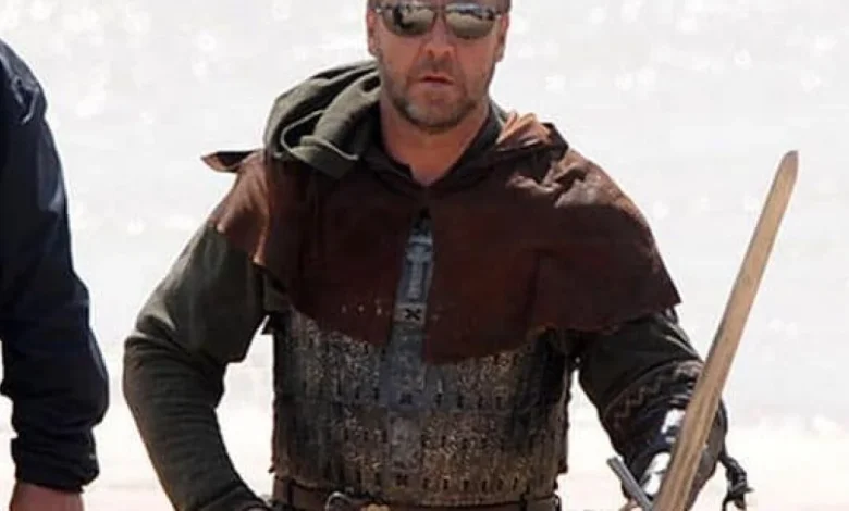 The day hundreds of people joined Russell Crowe on a Pembrokeshire beach