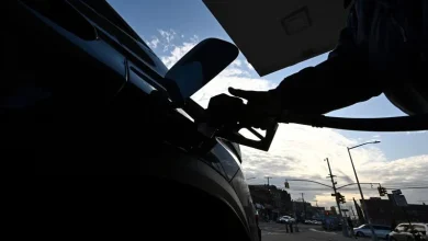 The grim choice facing the Trump administration: Economic or naval collapse?