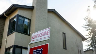 There are now nearly 50% more home sellers than buyers as mismatch widens to a record 630,000