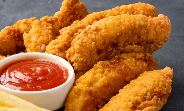 This Texas Roadhouse Sister Chain Is Worth Visiting If You Love Fried Chicken