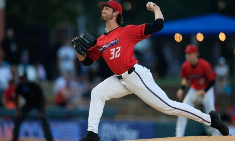 Thomas White Suffers Oblique Strain