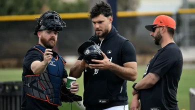 Tigers catcher Jake Rogers injured in freak mishap
