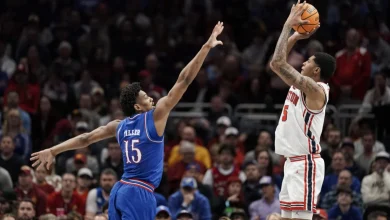 Tiller, Self discuss freshman’s second-half benching