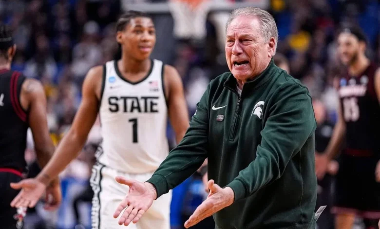 Tom Izzo may be fighting college basketball’s unwinnable fight, but he’s thriving anyway